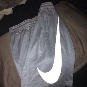 nike athletic shorts never worn